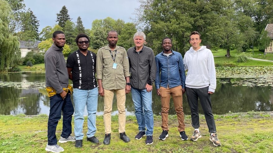 Core researchers on the LANDRESPONSE project based at the Norwegian University of Sciences. From left: Elieth Eyebiyi, Nengak Daniel Gondyi, Tchello Kasse, Tor Arve Benjaminsen, Ibrahima Poudiougou & Hannes Bräuer. Boubabar Ba not pictured.