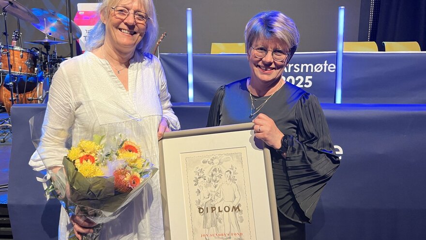 Siv Skeie og Marit Haugen_utdeling Jon Sundbys ærespris 2025