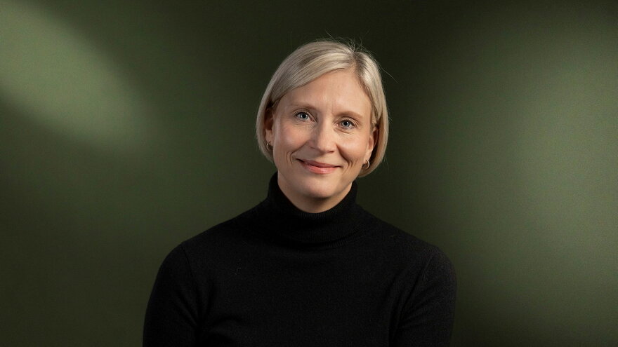 Siri Fjellheim 
Rektor NMBU 
Bildene er tatt på campus oktober 2024