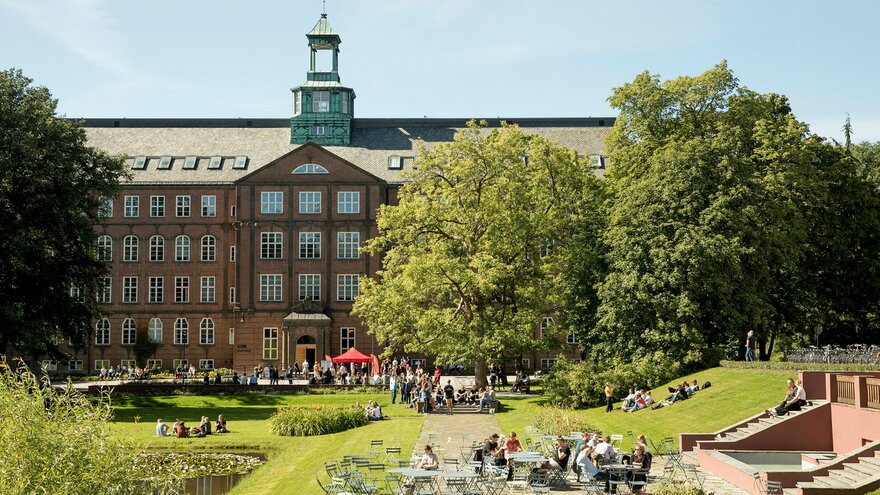 Nye studenter på plass første studiedag 14.8.2017