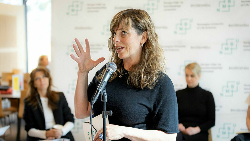 Debatter på tvers #1:
Vasker vi partnerne våre grønne?
Program 12. april
Ordstyrer Gaute Einevoll, professor
I panelet:
Anne-Cecilie Kaltenborn, administrerende direktør NHO Service og Handel
Hege Lund, førsteamanuensis
Trond M. Kortner, førsteam