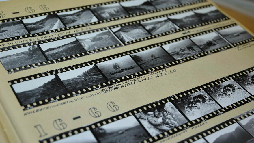 A large photo archive of Knut Ove Hillestad, documenting several hydroelectric power stations in Norway before and after realisation, is stored in the NVEs headquarters in Oslo.