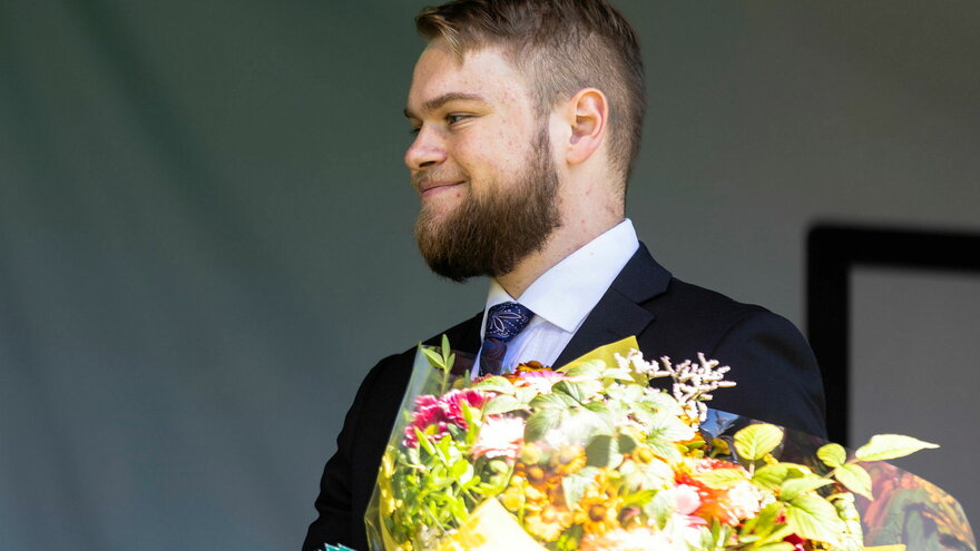 Fredag 16. august
Tradisjonen tro gjennomfører NMBU immatrikulering for nye studenter som er tatt opp til et bachelorprogram eller et femårig masterprogram. I tillegg inviteres studenter på Grunnstudium, Frie realfag og årets gjestestudenter. Seremoni