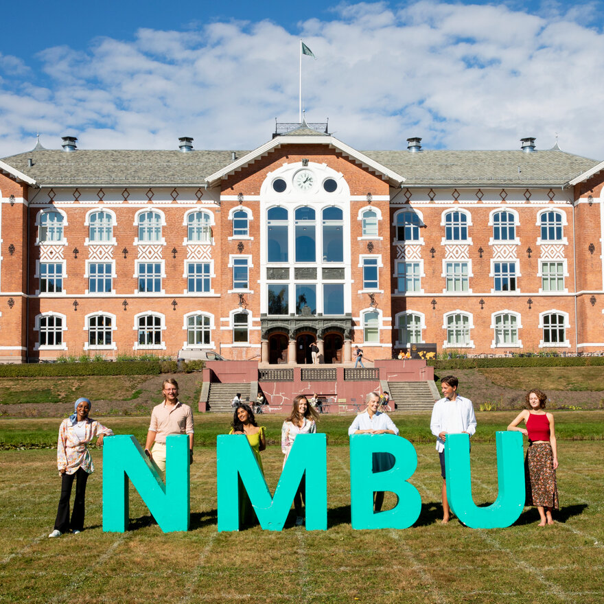 Studenter på campus, NMBU.