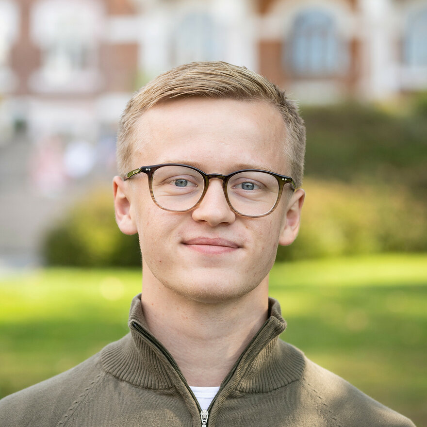 Portett av studentambassadør, Eirik-Mathias Bjørnø Rummelhoff