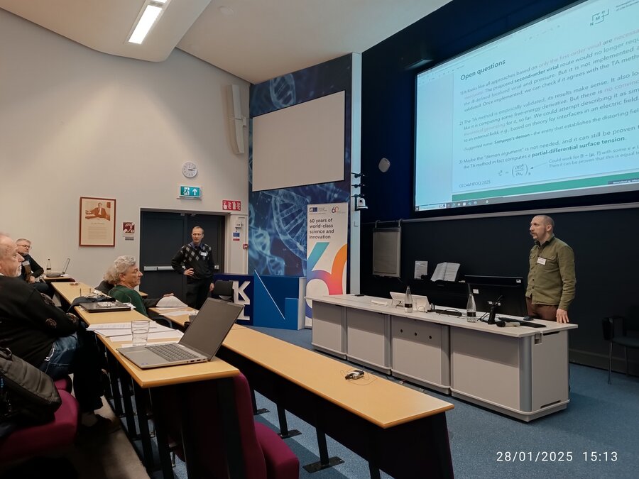 Martin Thomas Horsch presenting at IPOQ workshop