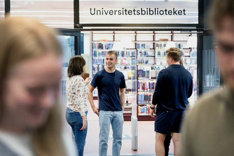 Bilder tatt i forbindelse med rekrutterings materiell for 
Handelshøyskolen.
Tillatelser til bruk er innhentet fra studentene avbildet.
For nærmere info kontakt:

Emma Susanna Hidas
 emma.susanna.hidas@nmbu.no