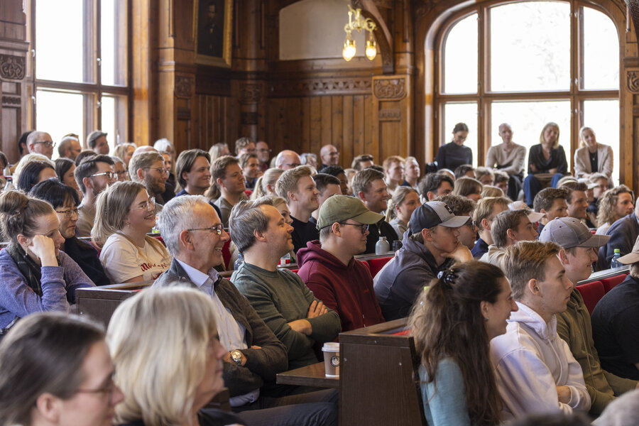 God stemning i salen da de tre NBIM-toppene holdt foredrag ved Handelshøyskolen NMBU