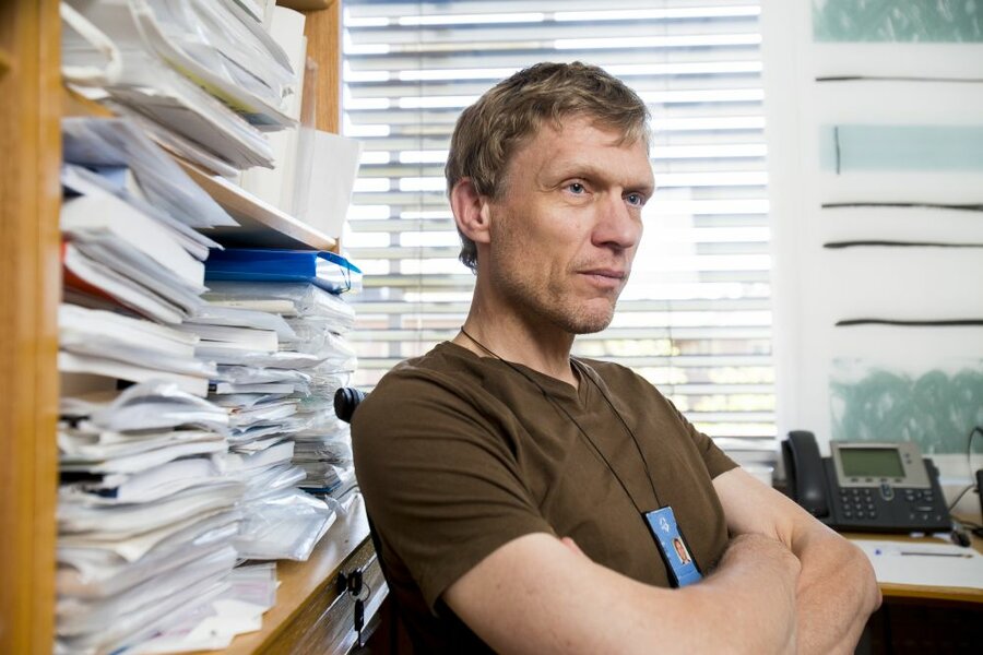 Professor Vincent Eijsink er en av UMBs fremste forskere.